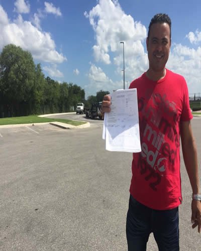 cdl-training-houston-student-graduated-1